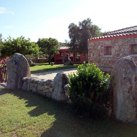 Turismo Rurale L'Agliuledda Villa Sant'Antonio di Gallura Exterior photo