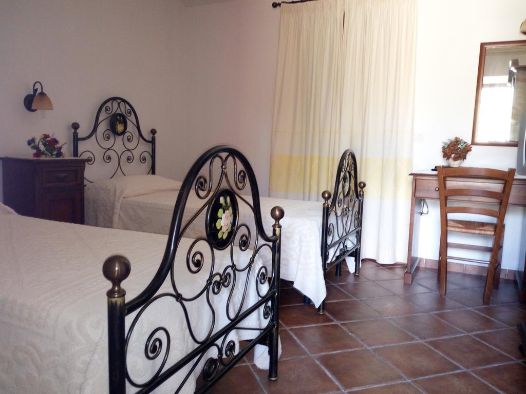Turismo Rurale L'Agliuledda Villa Sant'Antonio di Gallura Exterior photo